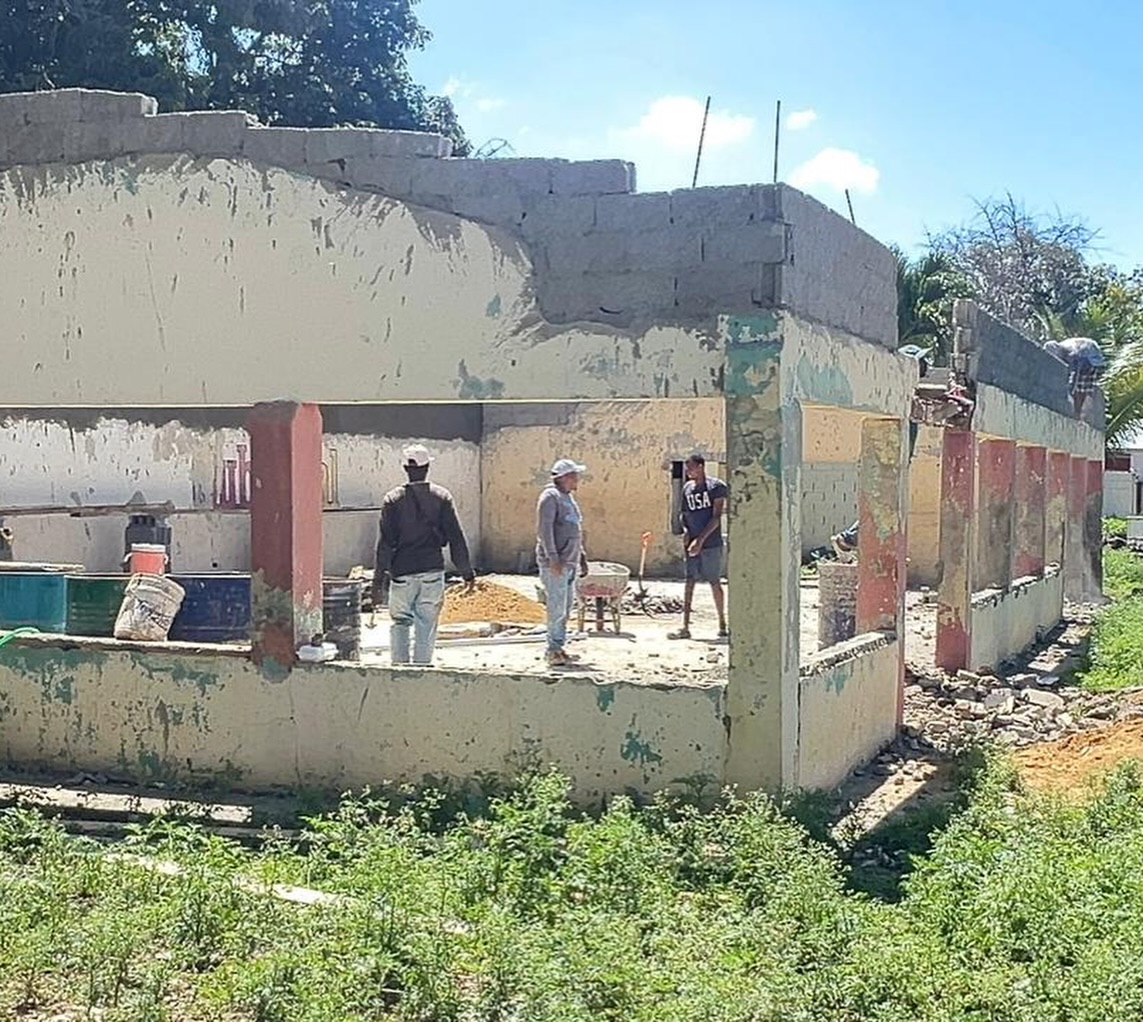 Reconstrucción del Club Social Batey Uno