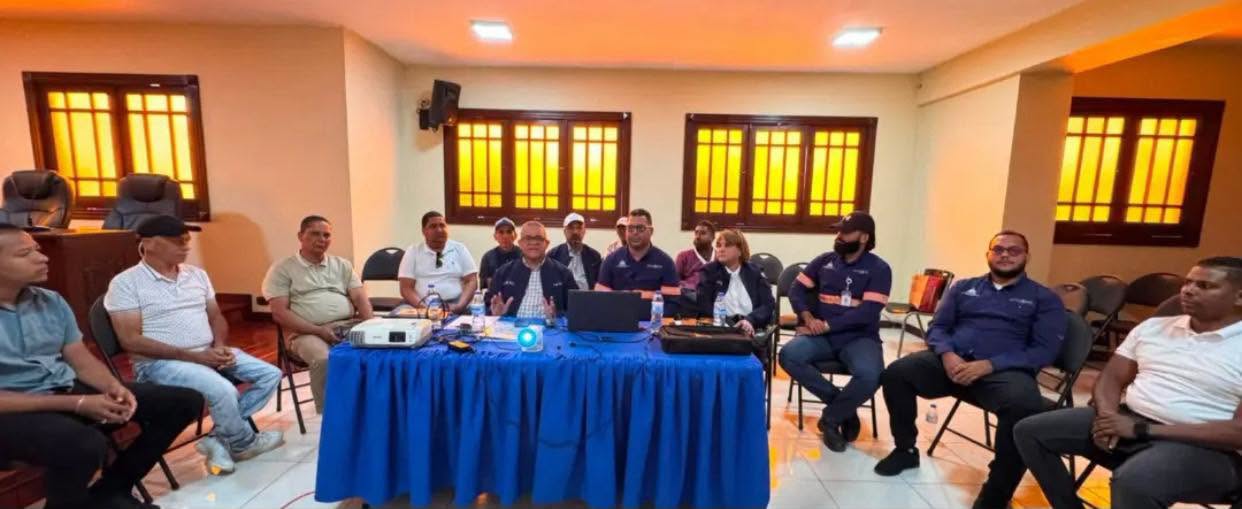 ECO5RD, Ayuntamientos de La Canela y Hato del Yaque avanzan en solución definitiva para la gestión de residuos